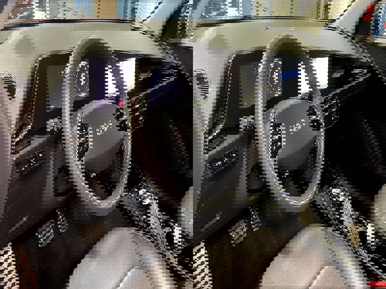 Used 2023 Kia Niro Wave w/ Wave Preserve Package FWD image 8