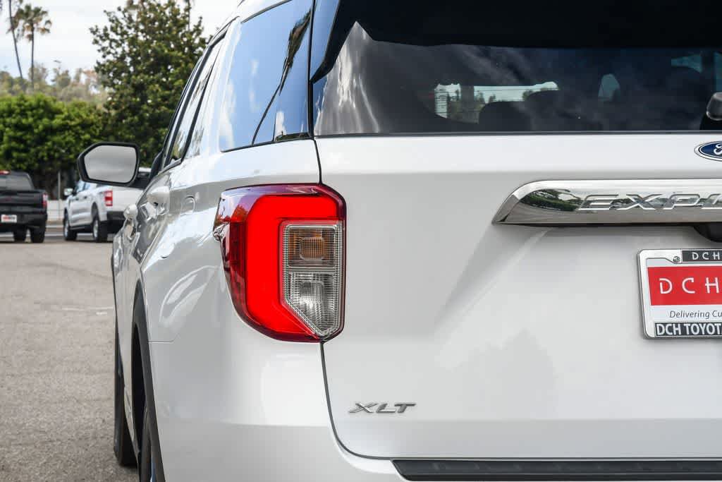 Used 2022 Ford Explorer XLT RWD image 6