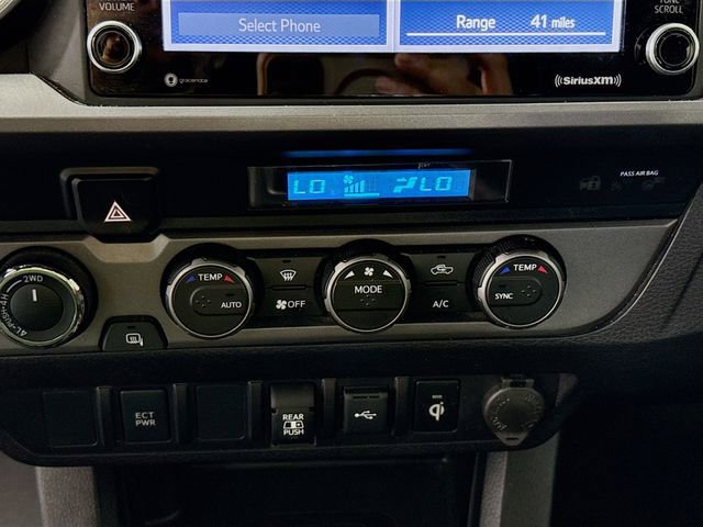 Used 2021 Toyota Tacoma TRD Sport image 16