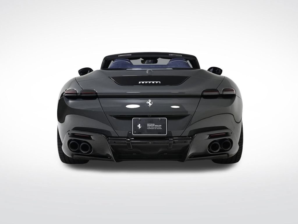 Used 2025 Ferrari Roma Spider RWD image 8