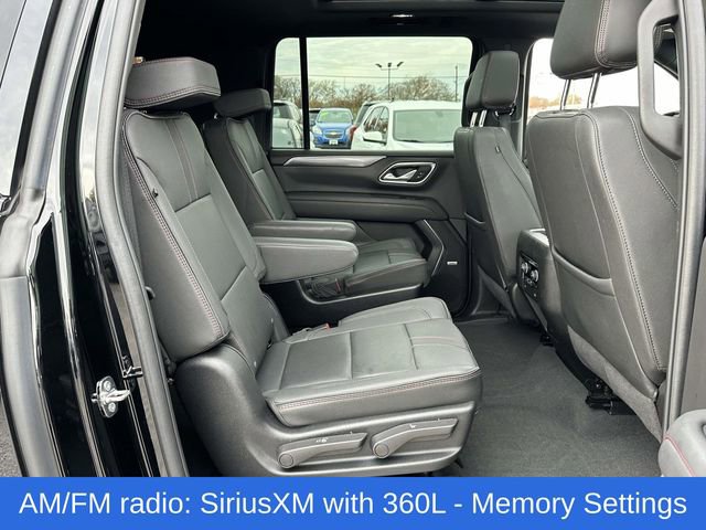 Used 2024 Chevrolet Suburban RST w/ Luxury Package image 16