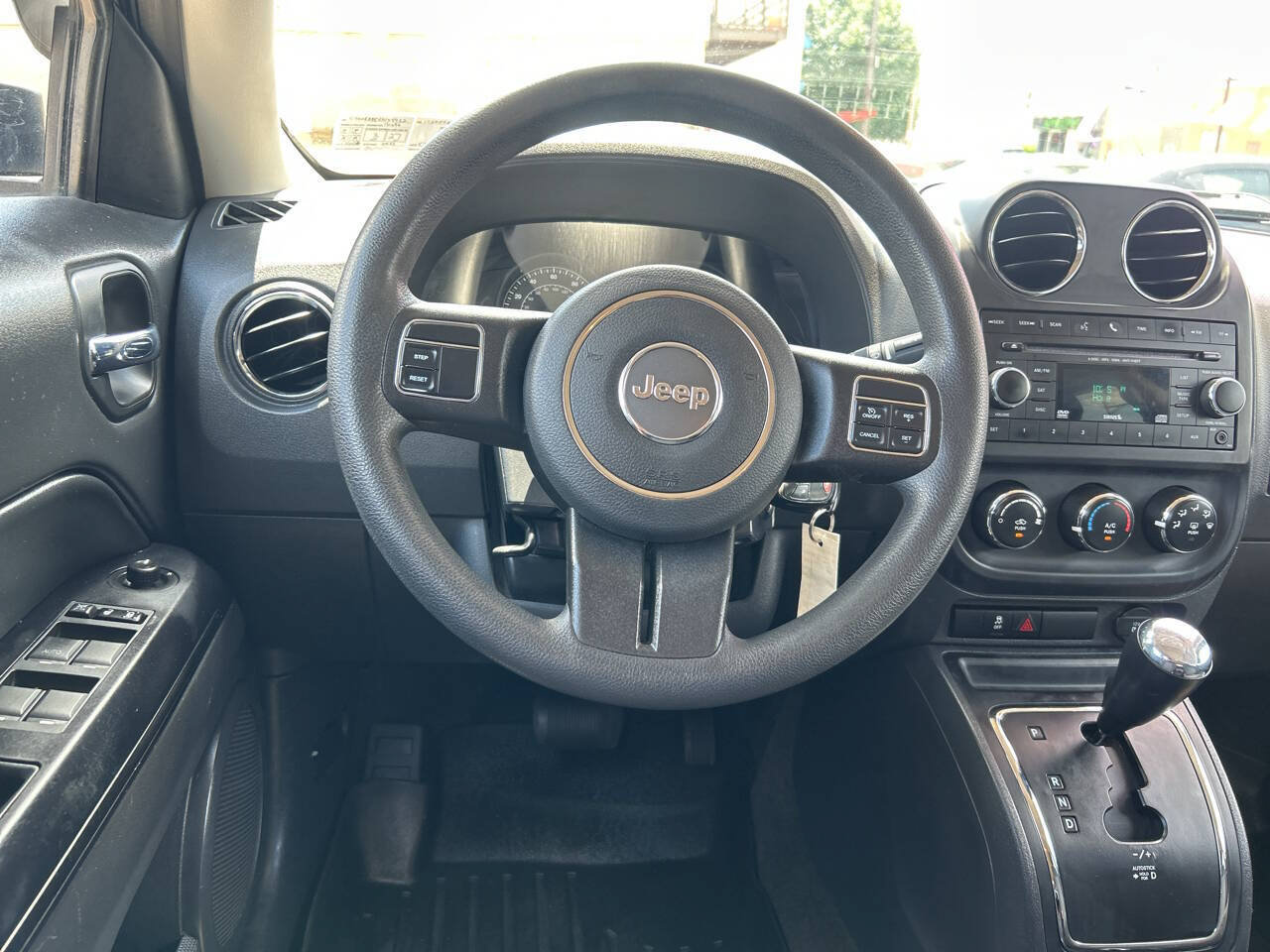 Used 2017 Jeep Patriot Sport w/ Power Value Group AWD/4WD image 31