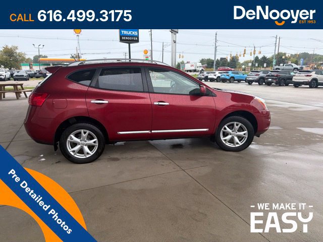 Used 2011 Nissan Rogue SV AWD/4WD image 6