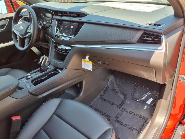 New 2026 Cadillac XT5 Luxury FWD image 8