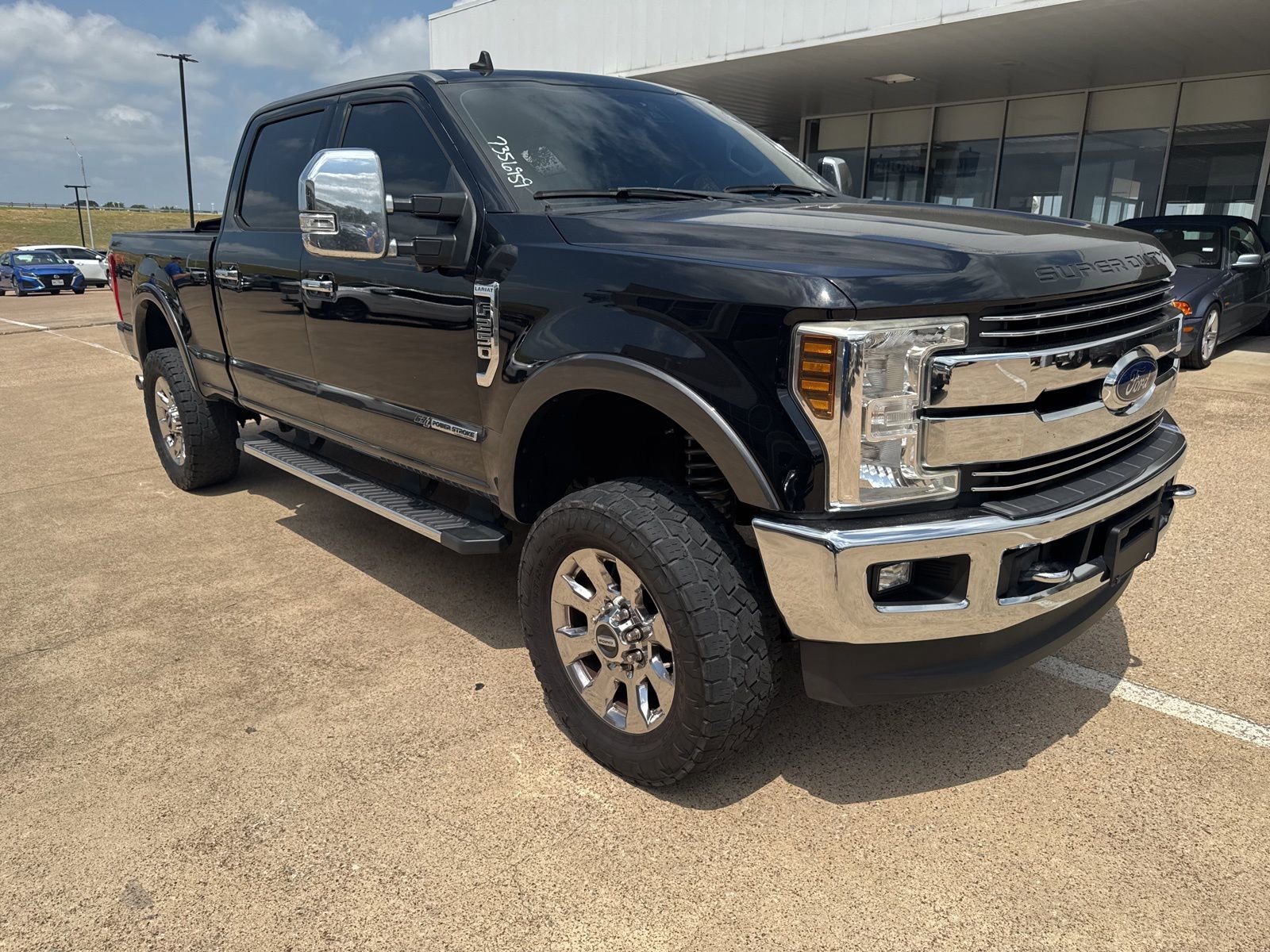 Used 2019 Ford F250 Lariat w/ Lariat Ultimate Package image 9