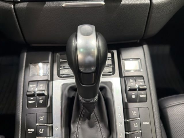 Used 2017 Porsche Macan GTS AWD/4WD image 45