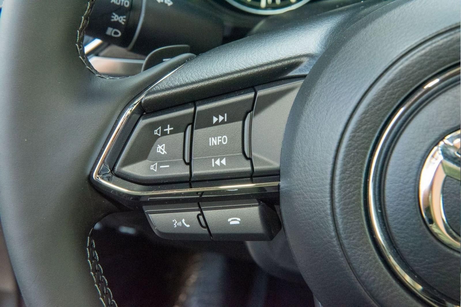 Used 2025 MAZDA CX-5 Signature image 28
