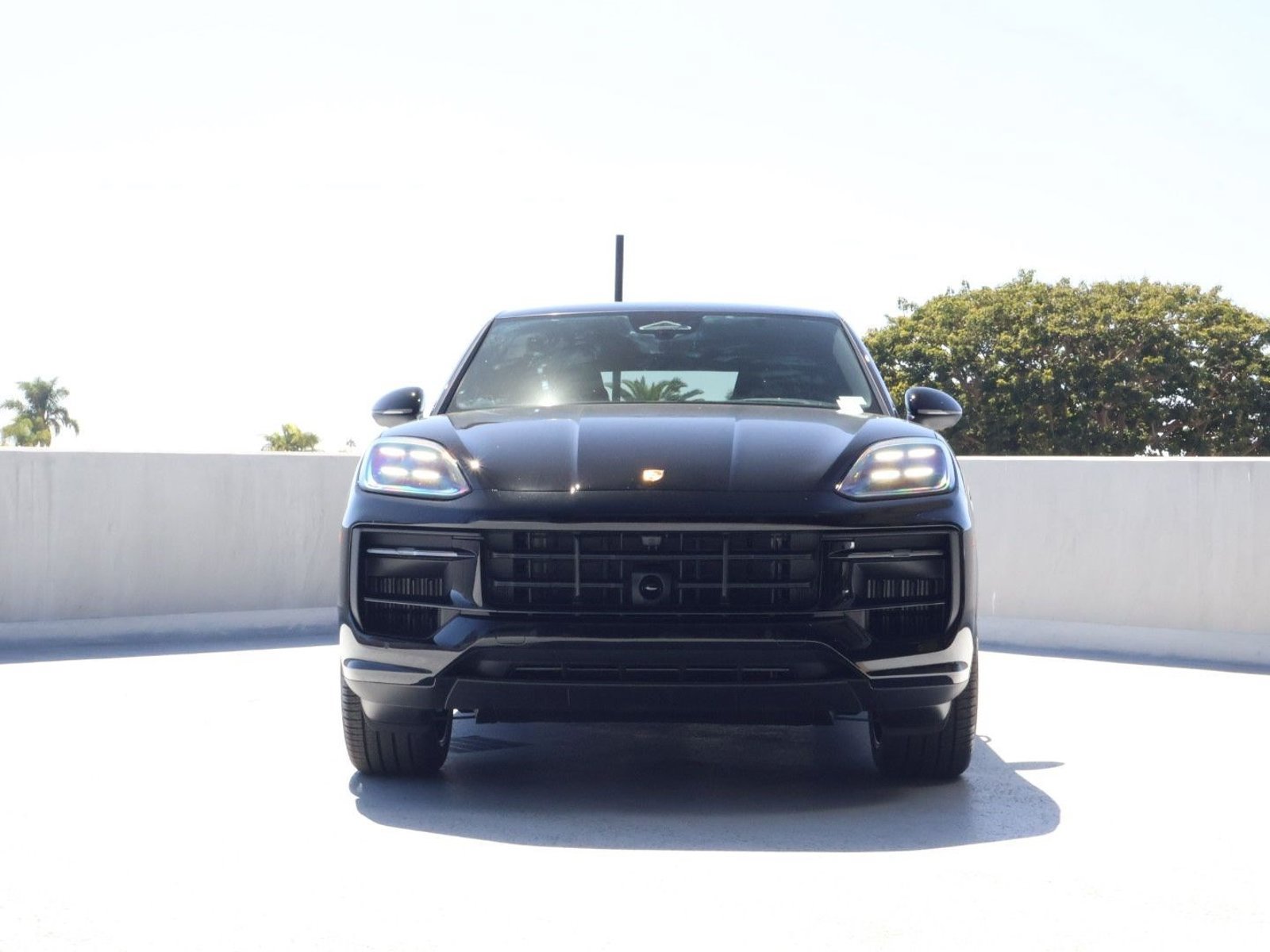 New 2026 Porsche Cayenne Coupe AWD/4WD image 6