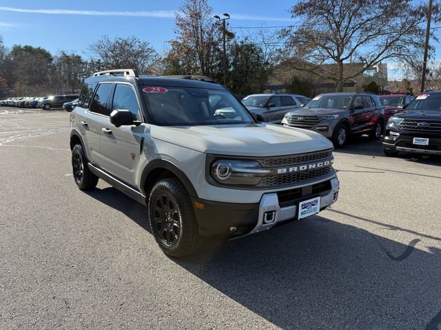 Used 2025 Ford Bronco Sport Badlands image 1