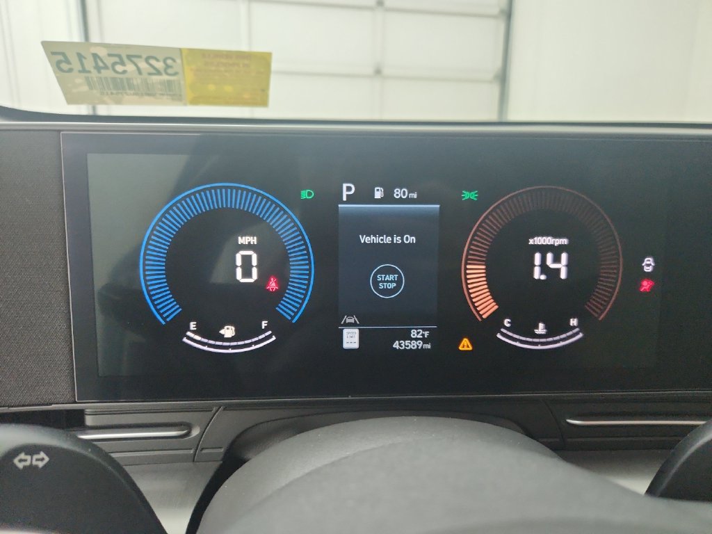 Used 2025 Hyundai Kona SEL FWD image 25