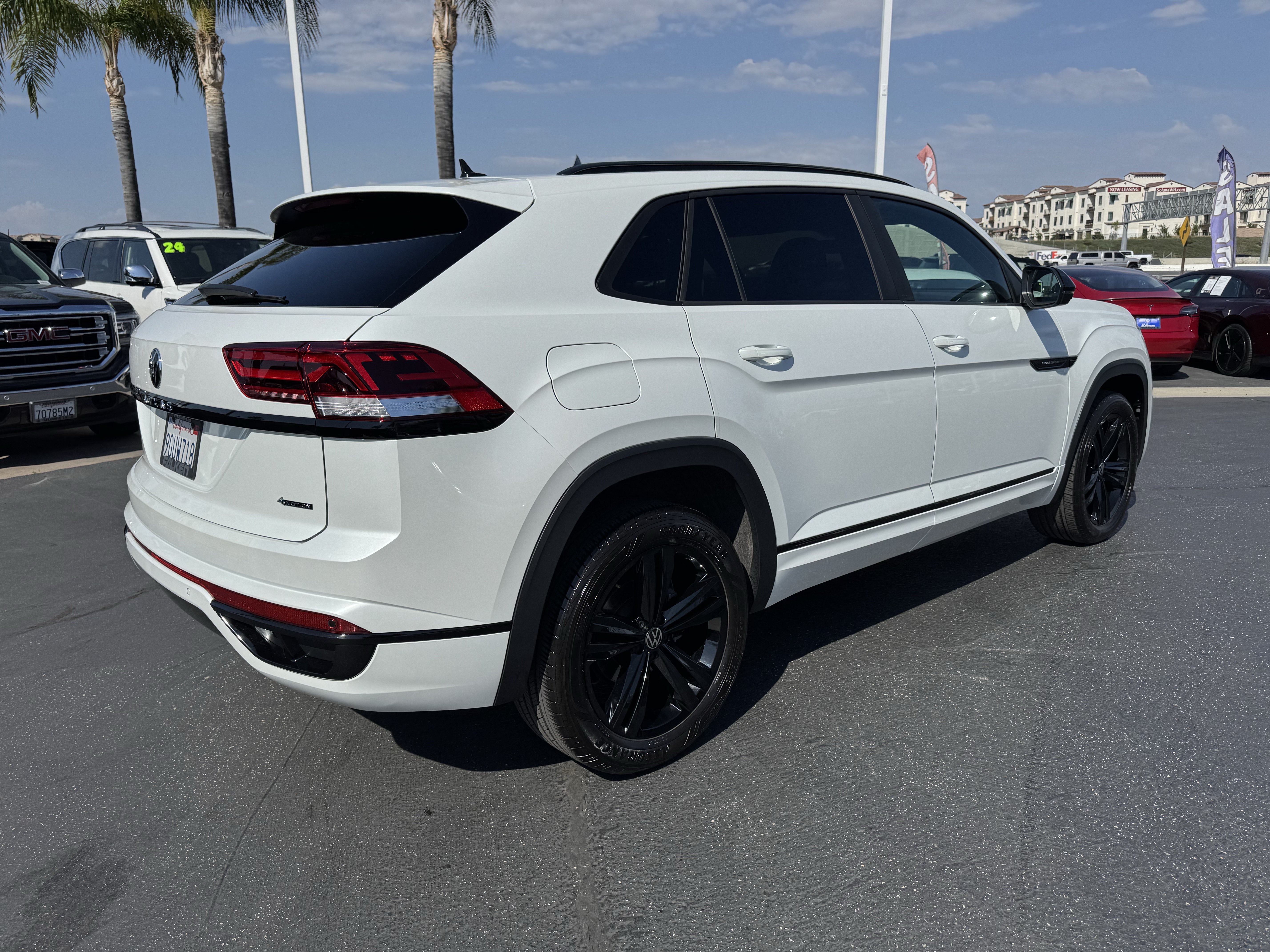 Certified 2023 Volkswagen Atlas Cross Sport SEL R-Line AWD/4WD image 10