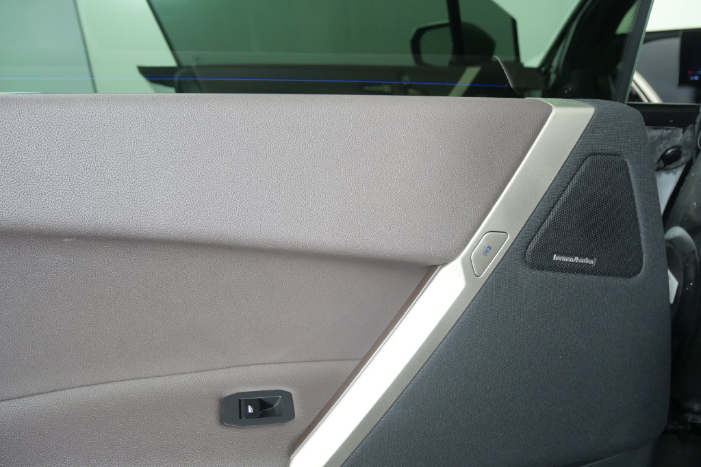 Certified 2024 BMW iX xDrive50 w/ Premium Package AWD/4WD image 13