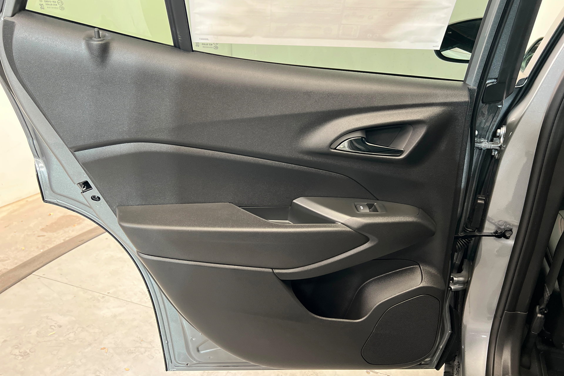 New 2026 Chevrolet Trax RS w/ Sunroof Package image 19