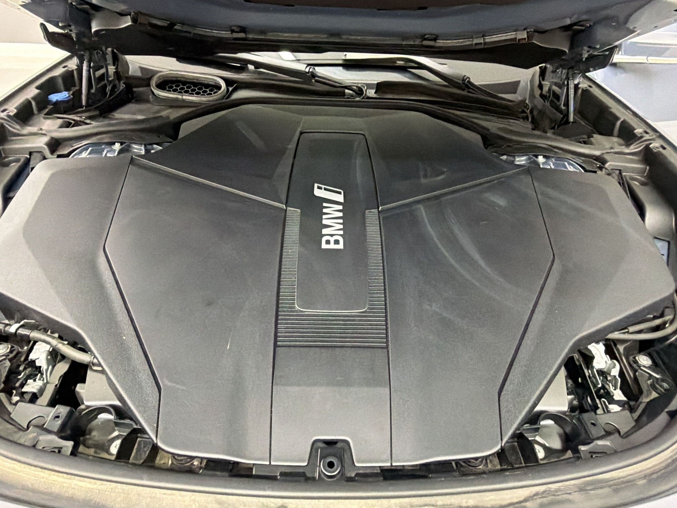 Certified 2023 BMW i7 xDrive60 AWD/4WD image 34