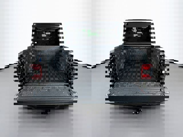 New 2025 Jeep Gladiator Mojave image 29