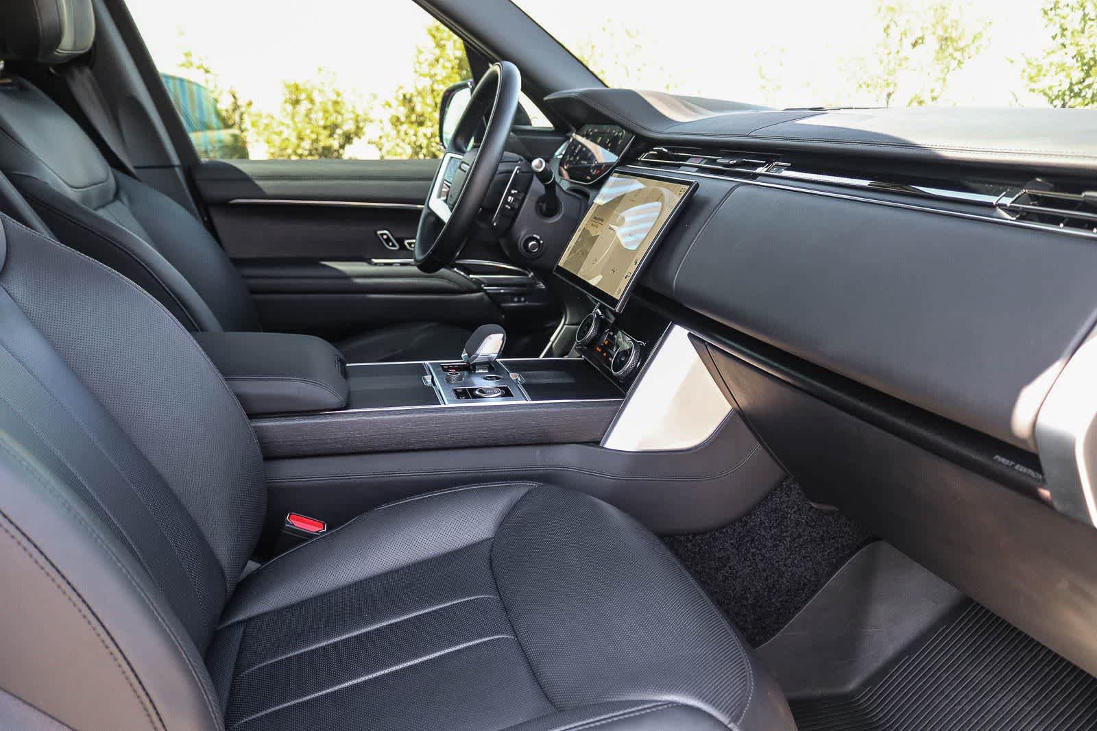 Used 2022 Land Rover Range Rover Long Wheelbase First Edition AWD/4WD image 15