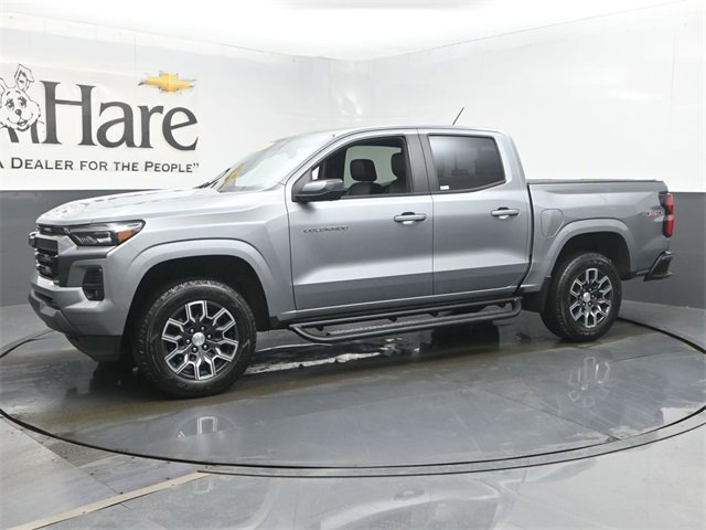 Used 2023 Chevrolet Colorado LT w/ LT Convenience Package III image 30