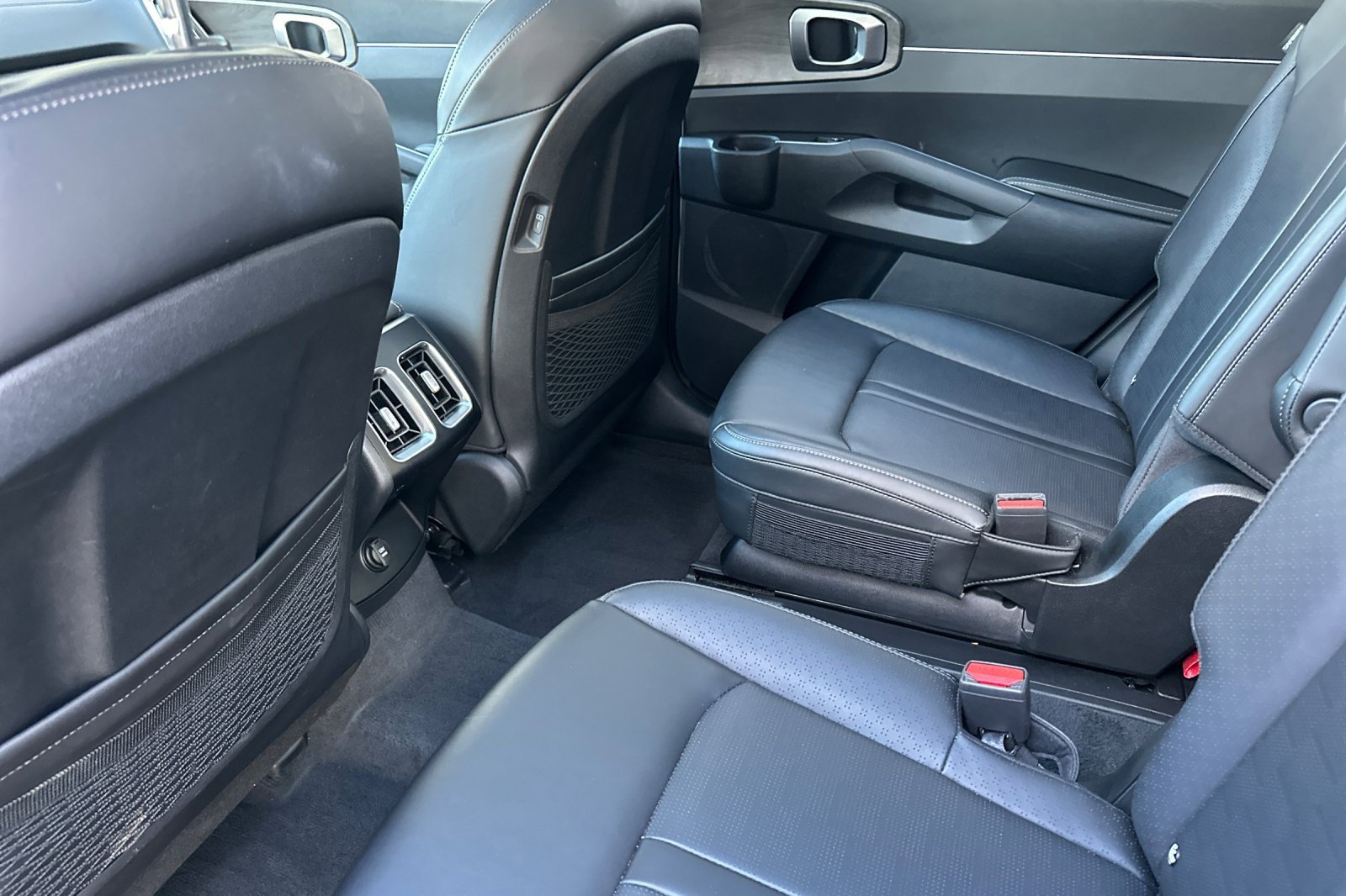 Used 2024 Kia Sorento X-Line EX image 9