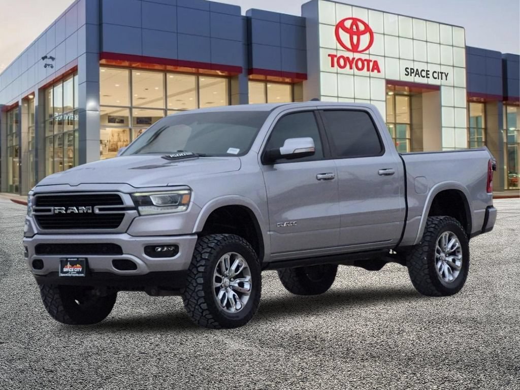 Used 2021 RAM 1500 Laramie w/ Sport Appearance Package AWD/4WD image 2
