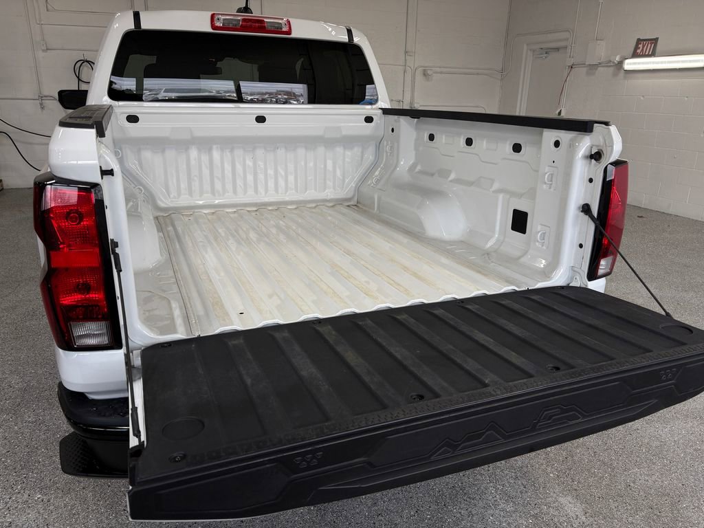 Used 2023 Chevrolet Colorado W/T image 25