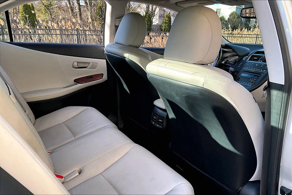 Used 2012 Lexus HS 250h image 29