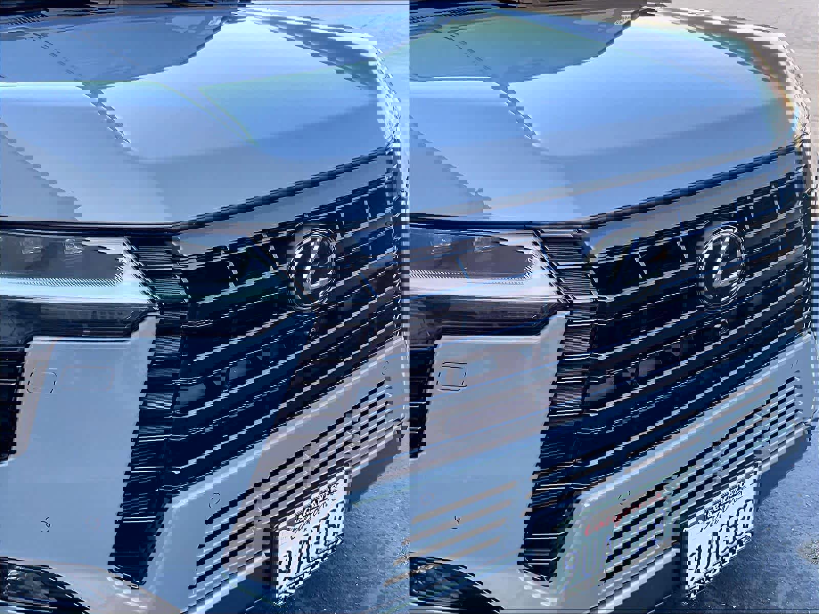 Used 2025 Lexus GX 550 image 32