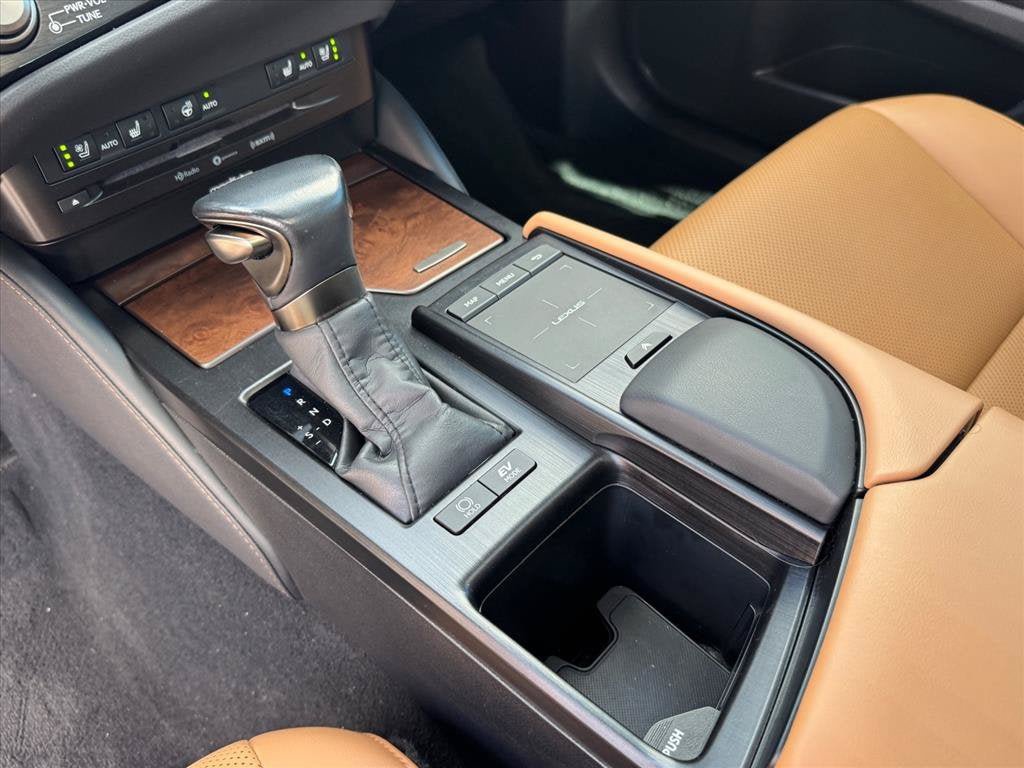 Used 2022 Lexus ES 300h w/ Premium Package FWD image 22