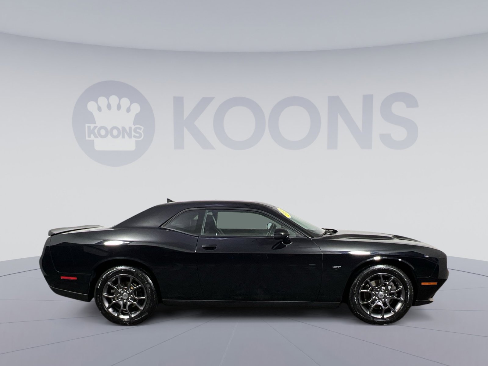 Used 2018 Dodge Challenger GT w/ Driver Convenience Group image 8