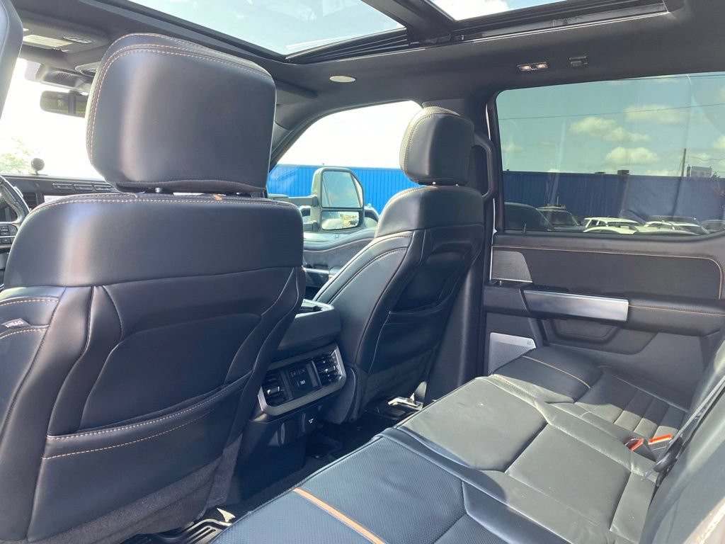 Used 2023 Ford F350 Platinum w/ Tremor Off-Road Package AWD/4WD image 18