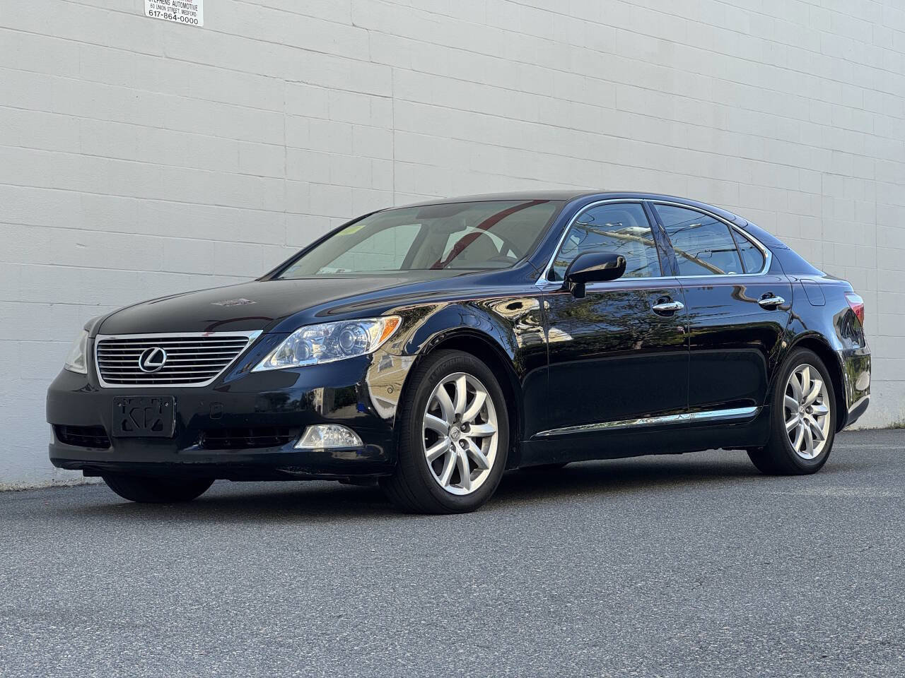 Used 2008 Lexus LS 460 image 2