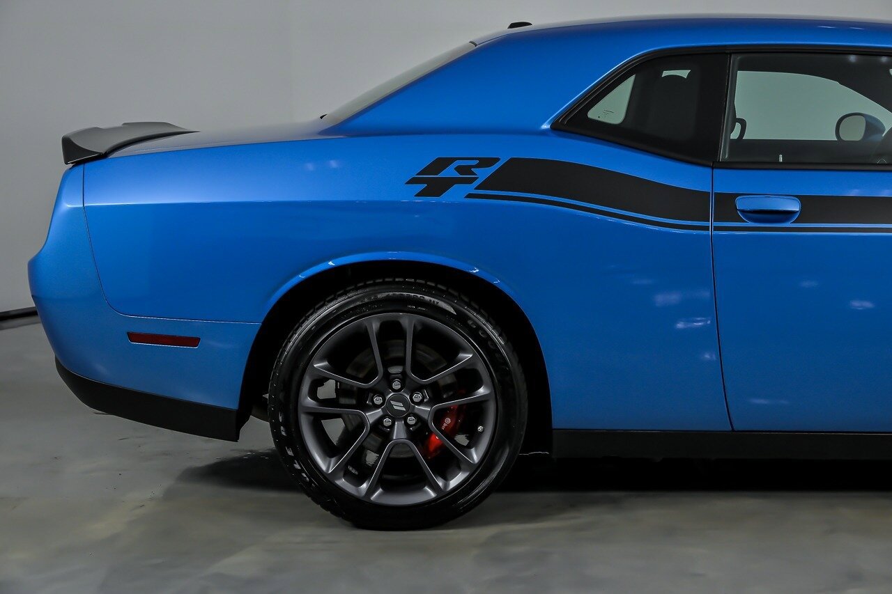 Used 2023 Dodge Challenger R/T w/ Performance Handling Group RWD image 13