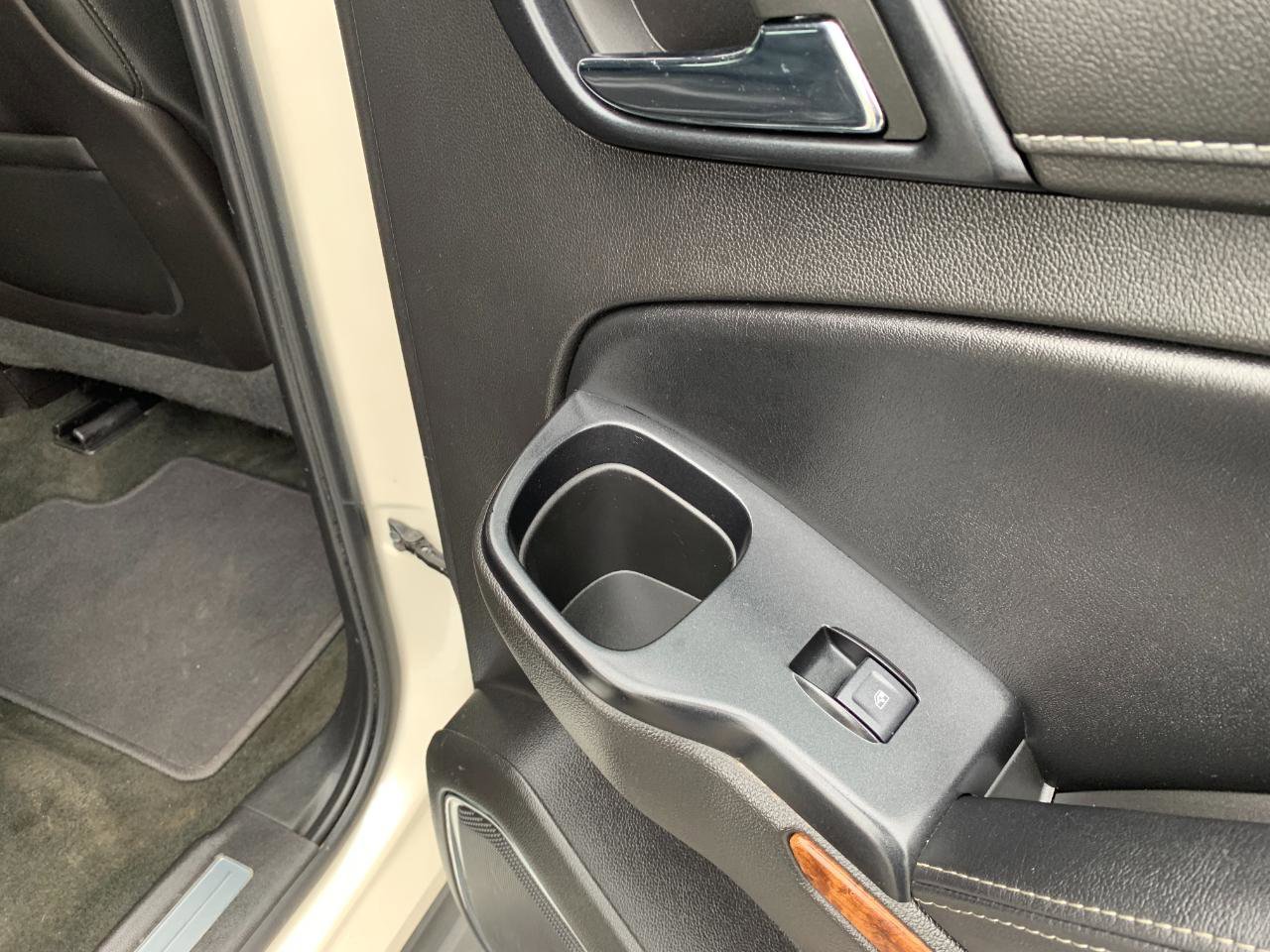 Used 2015 Chevrolet Tahoe LTZ AWD/4WD image 41