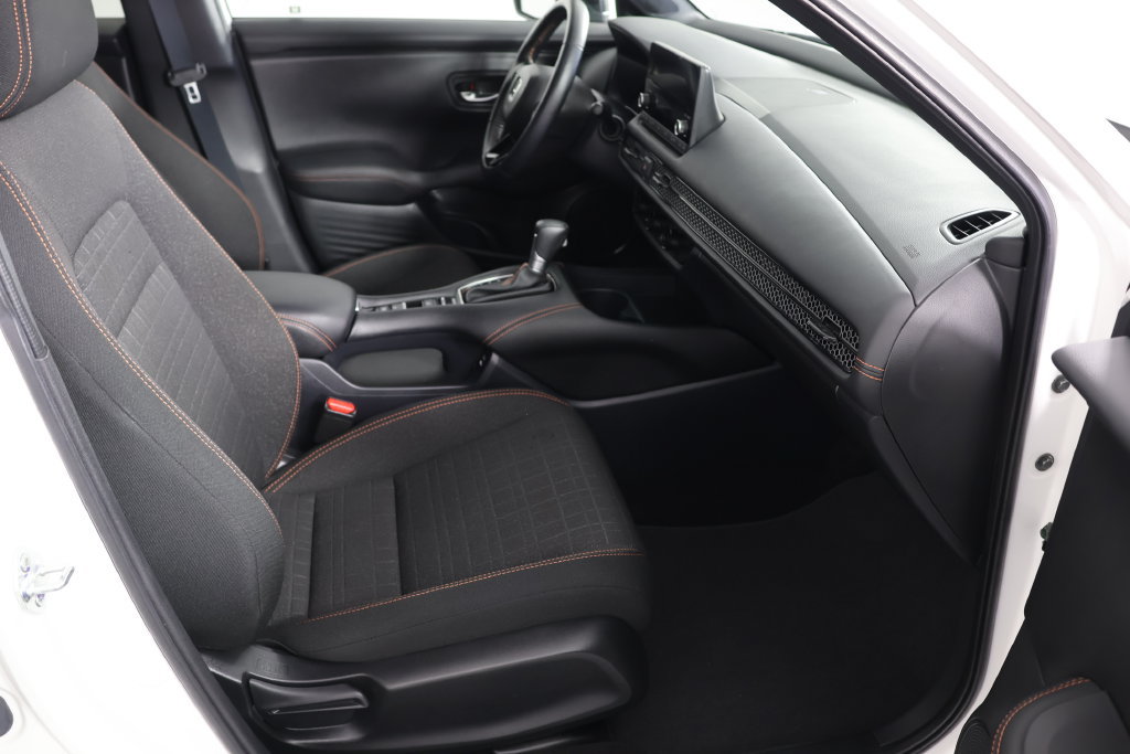 Used 2025 Honda HR-V Sport image 23