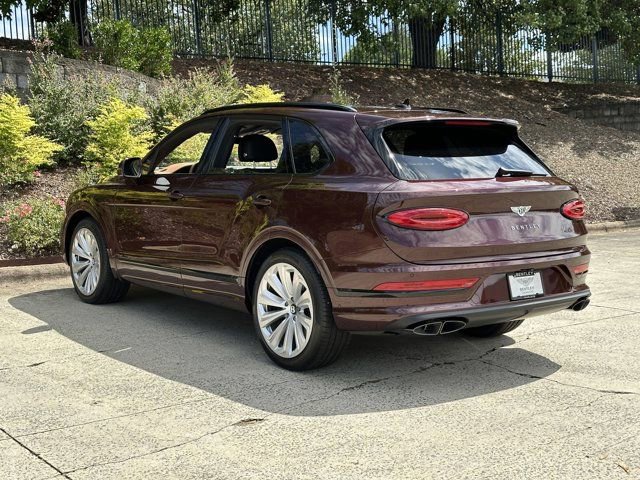 New 2024 Bentley Bentayga image 3