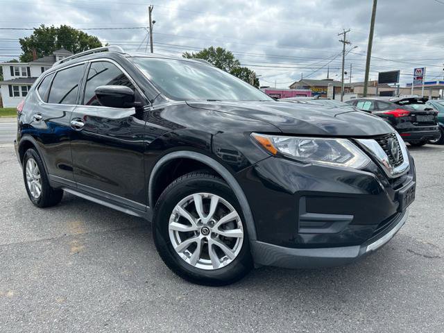 Used 2019 Nissan Rogue SV image 2