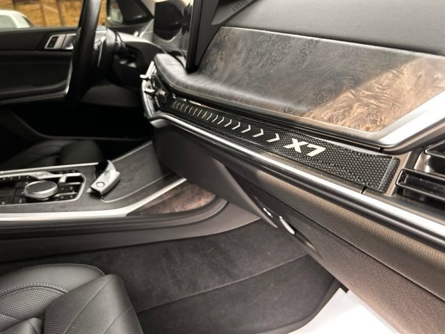 Used 2024 BMW X7 xDrive40i w/ Premium Package AWD/4WD image 34