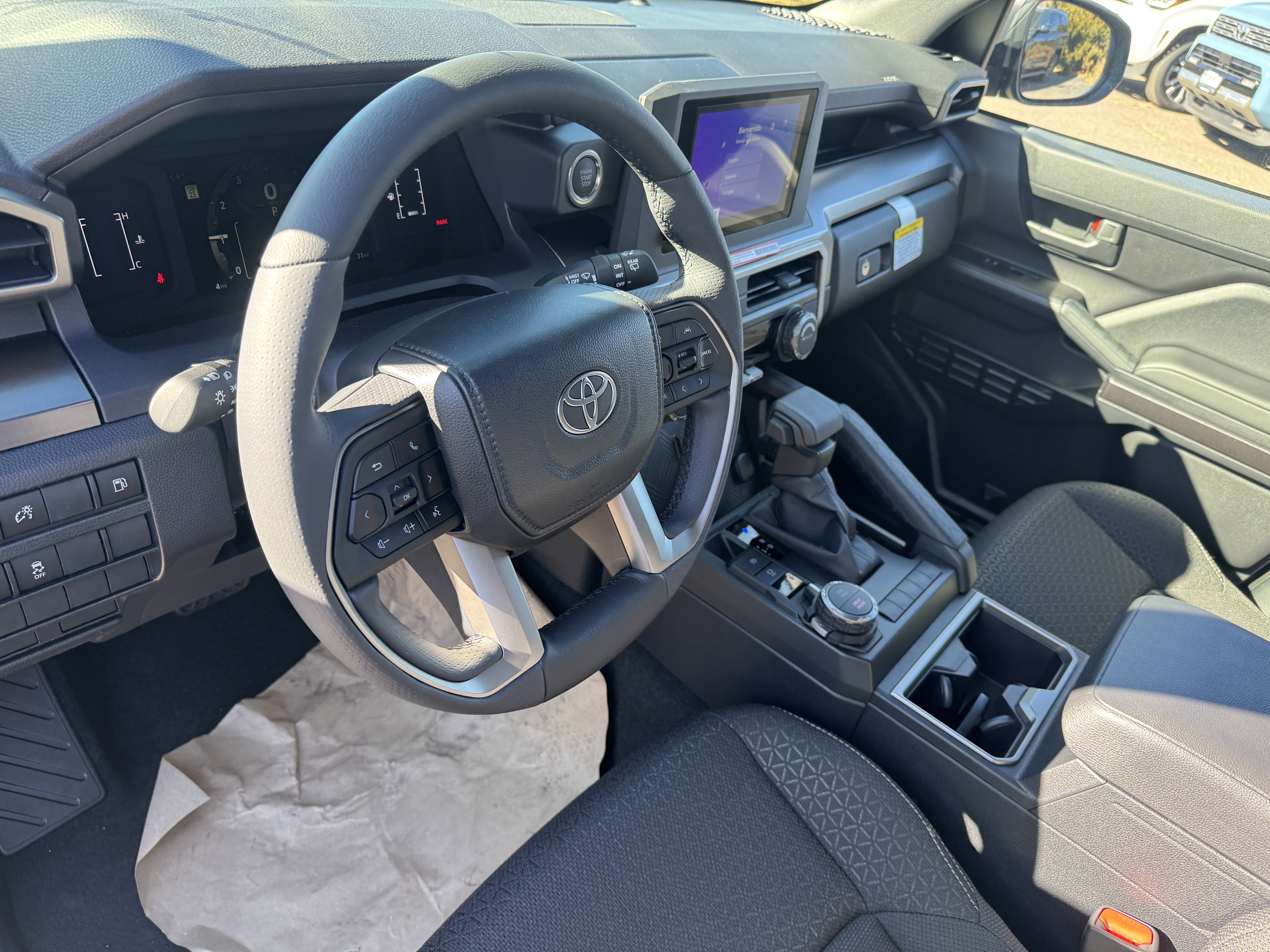 New 2026 Toyota 4Runner SR5 AWD/4WD image 12