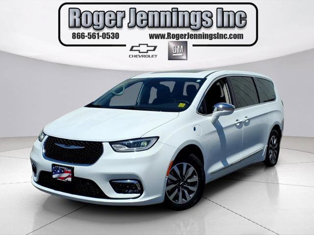 Used 2022 Chrysler Pacifica Limited