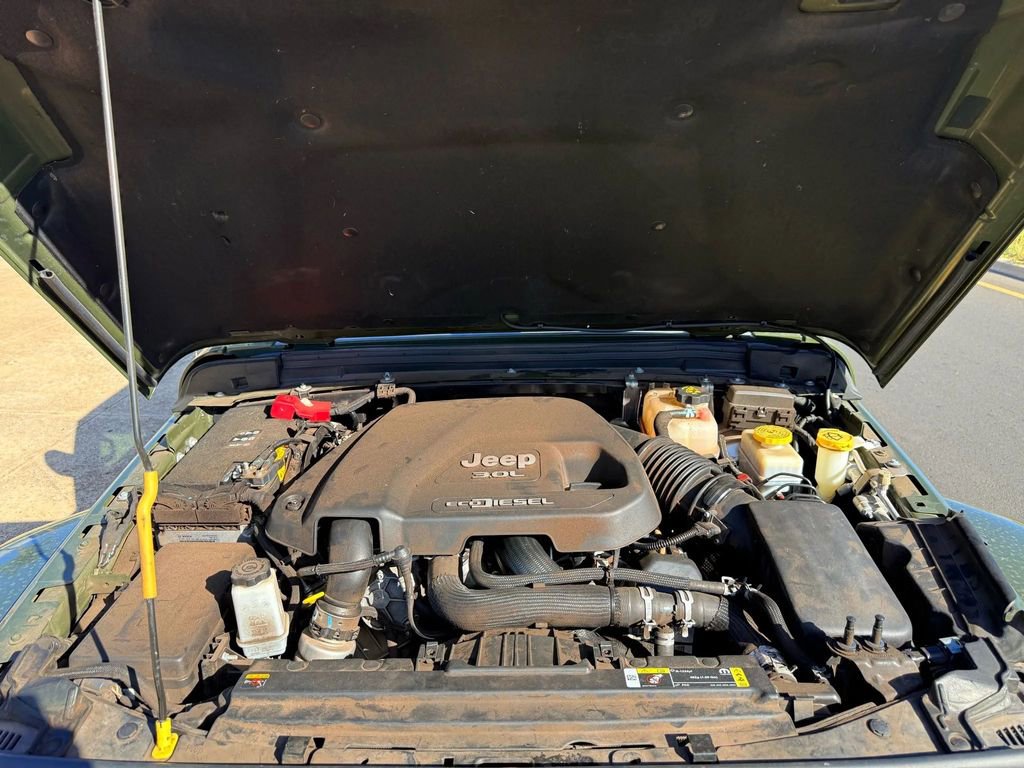 Used 2021 Jeep Wrangler Unlimited Sahara image 20