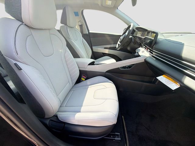 New 2026 Hyundai Elantra Limited FWD image 30