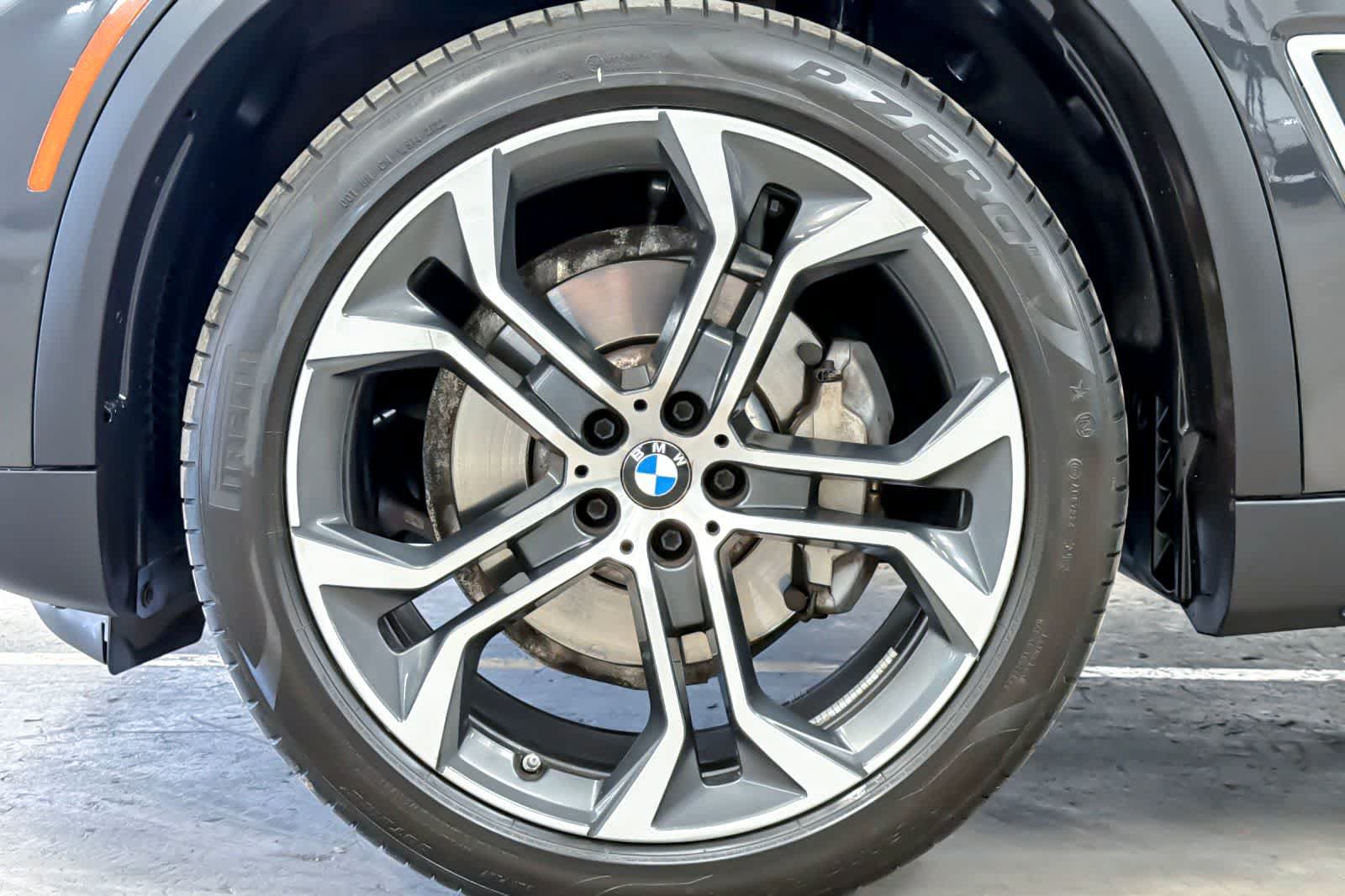 Used 2023 BMW X5 xDrive40i w/ Premium Package AWD/4WD image 27