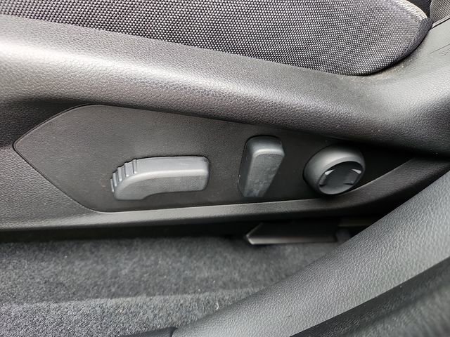 Used 2025 Subaru Crosstrek 2.0i Premium AWD/4WD image 14