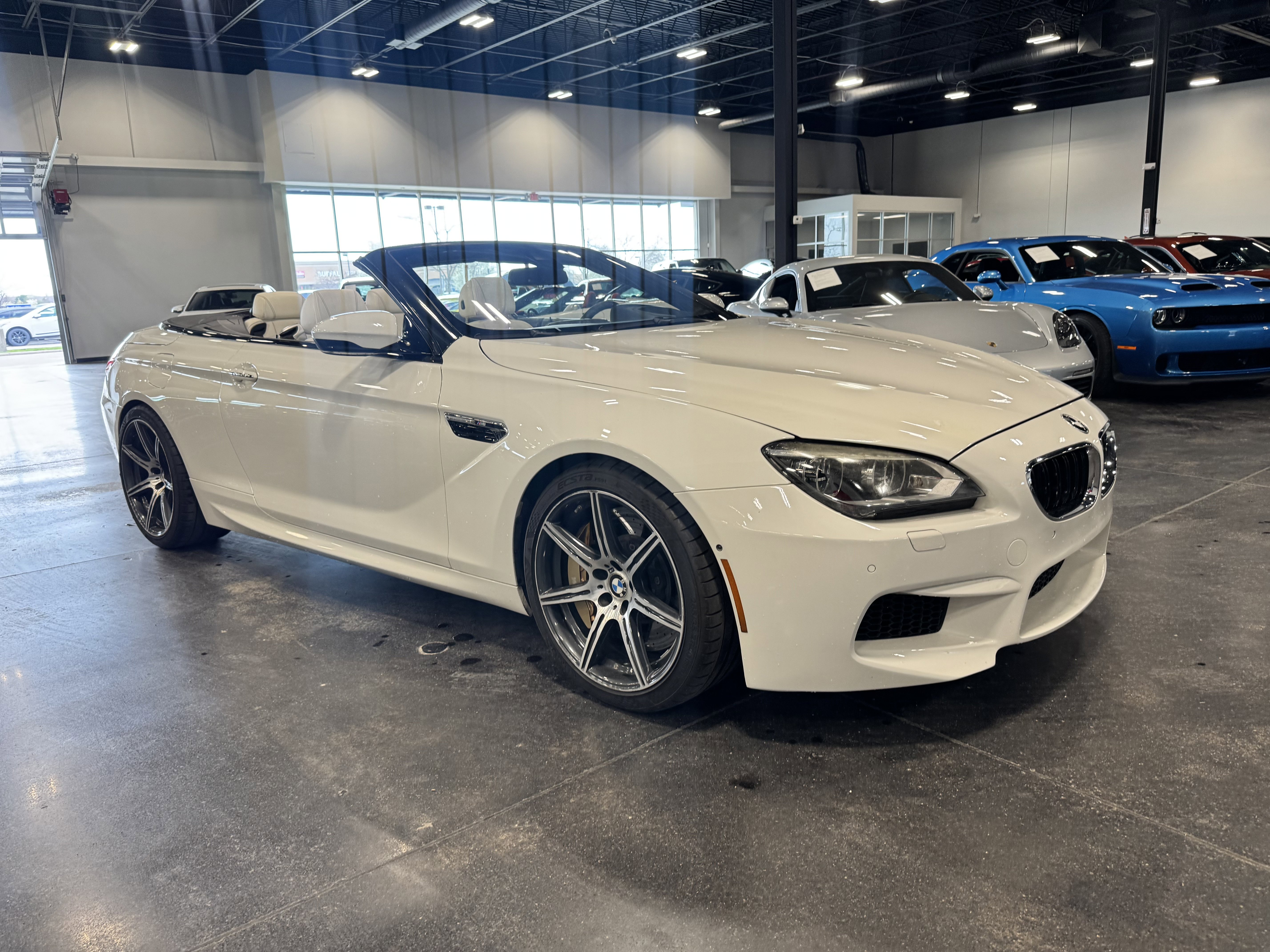 Used 2015 BMW M6 Convertible image 18