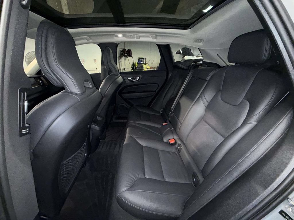 Used 2024 Volvo XC60 B5 Plus w/ Climate Package AWD/4WD image 19