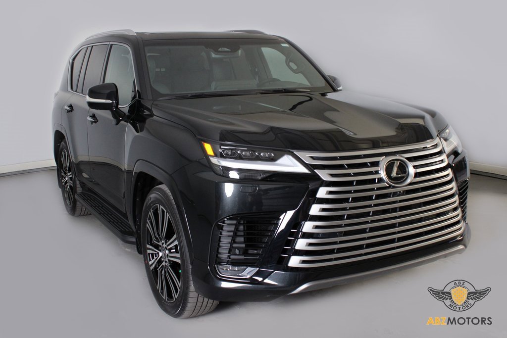 Used 2025 Lexus LX 600 4WD w/ Accessory Package (2T) image 2