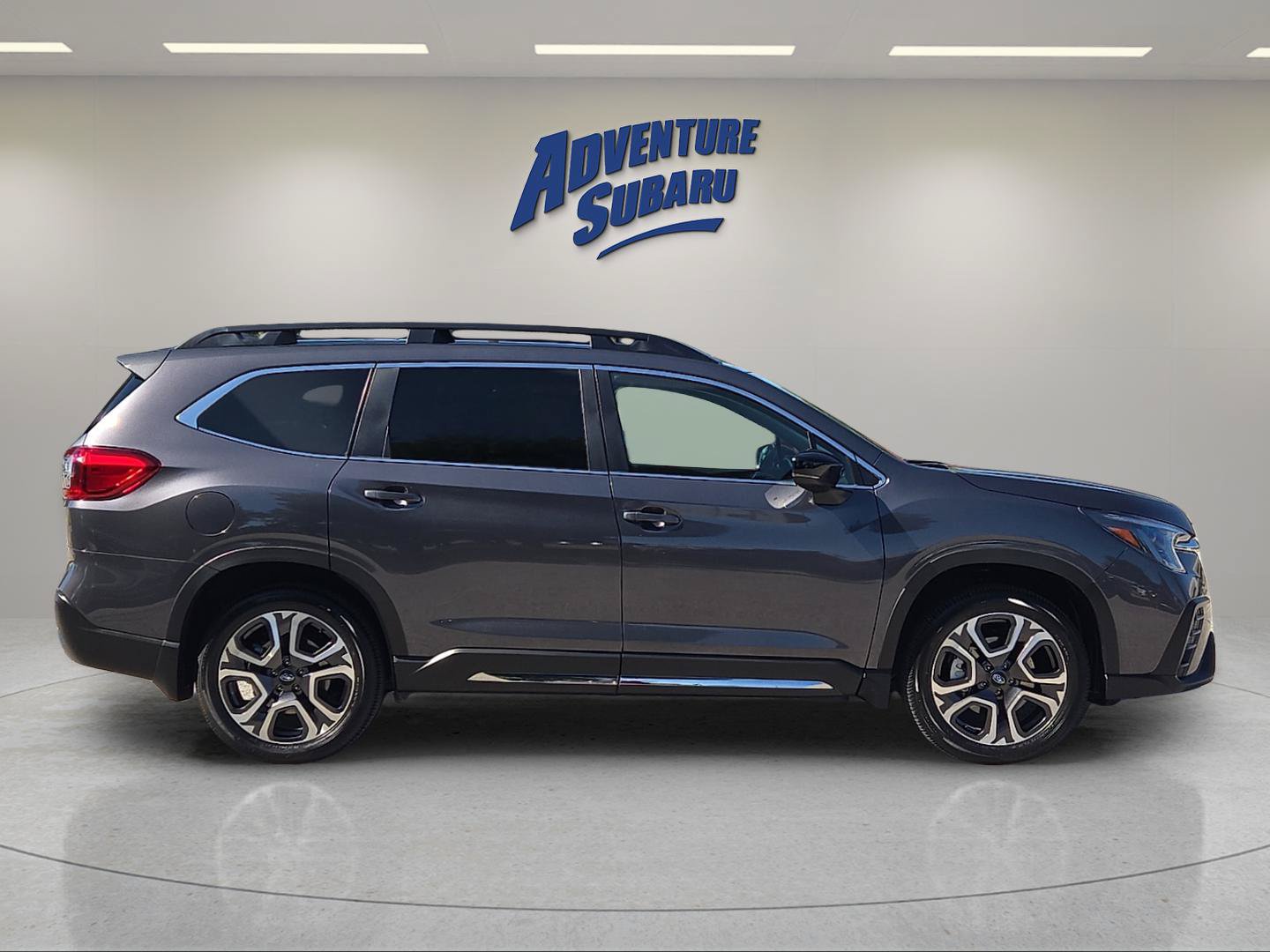 Used 2026 Subaru Ascent Limited w/ Popular Package #1 AWD/4WD image 7