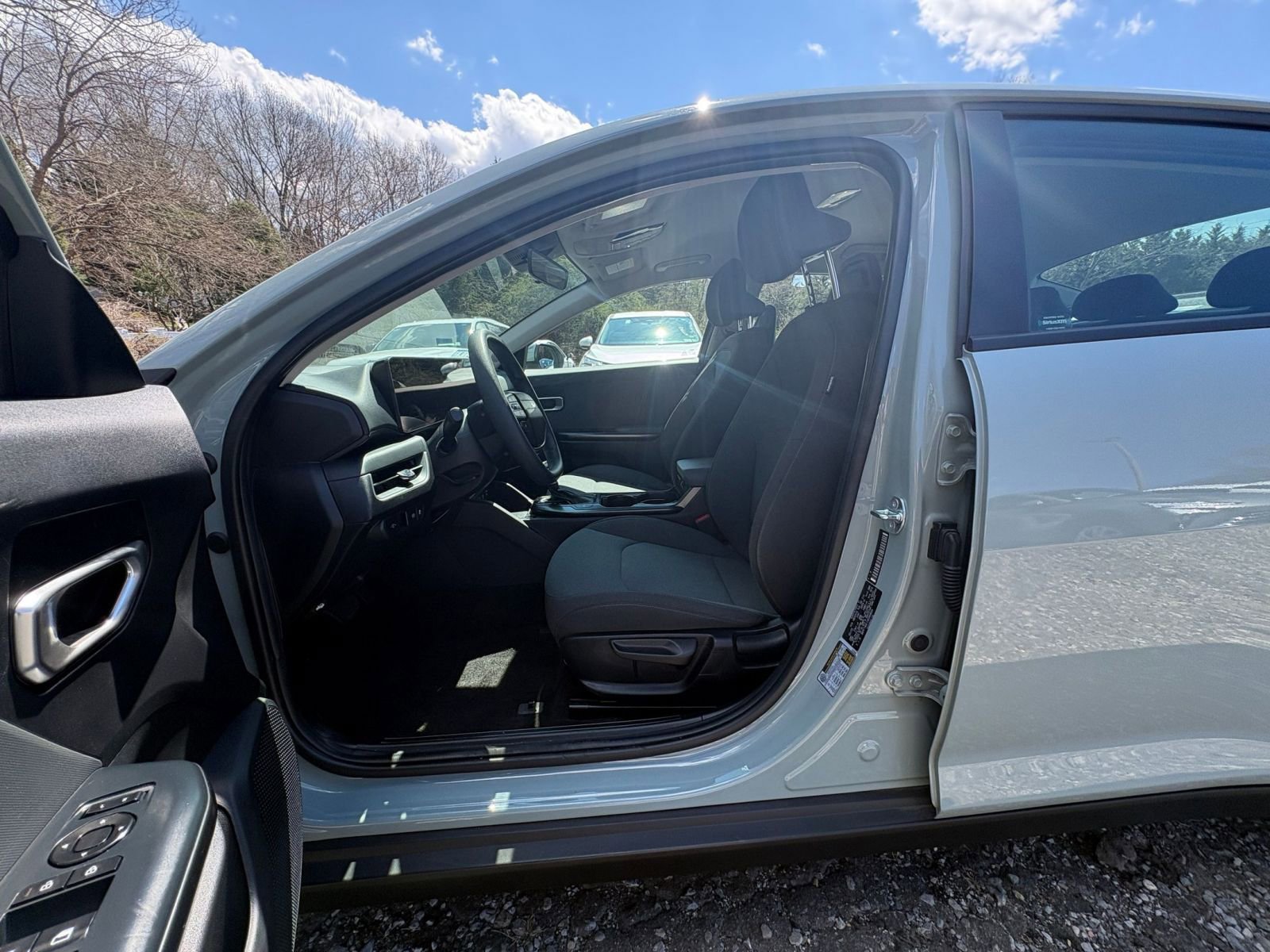 Used 2025 Kia K4 FWD image 24