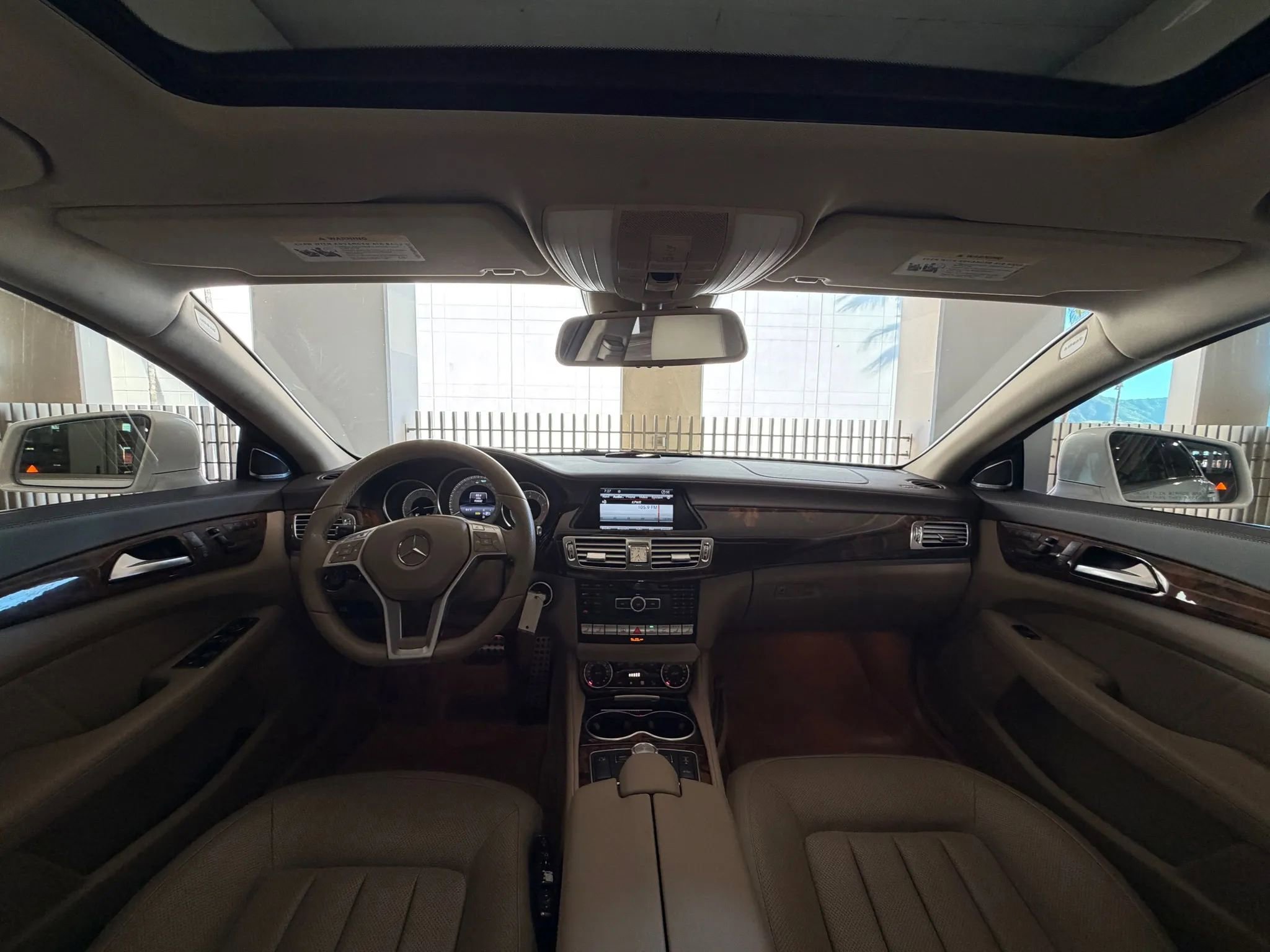 Used 2014 Mercedes-Benz CLS 550 4MATIC w/ Premium 1 Package image 25