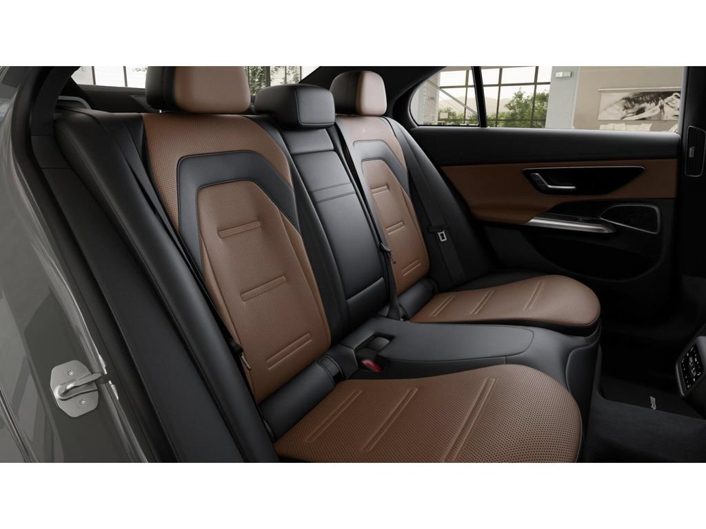 New 2027 Mercedes-Benz E 53 AMG e 4MATIC Sedan image 5