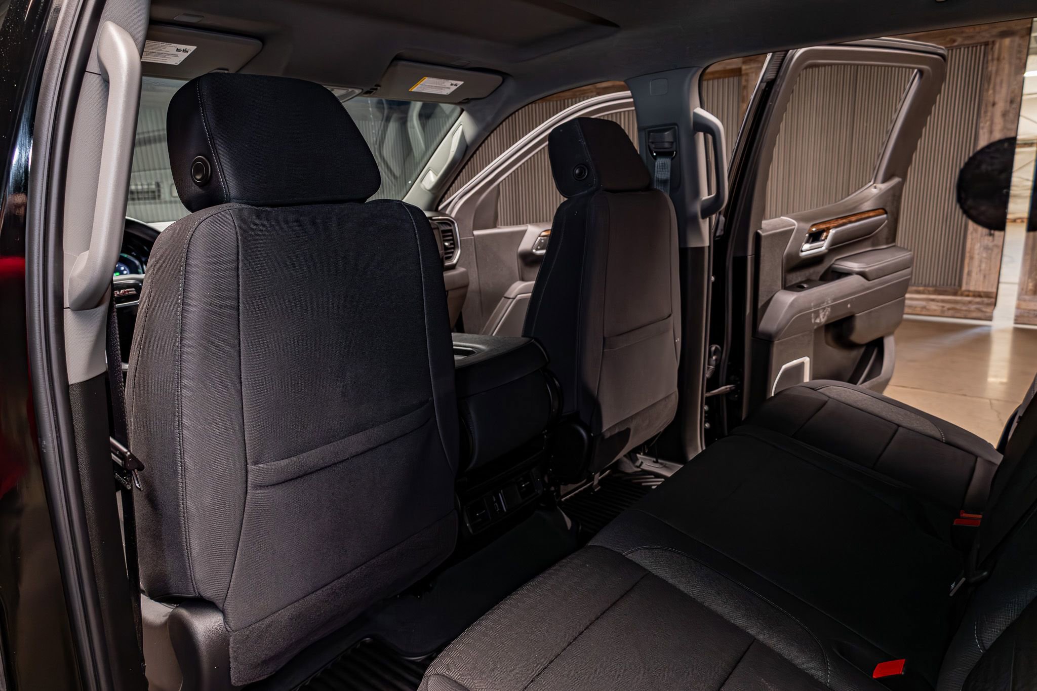 Used 2025 GMC Sierra 1500 Elevation image 21